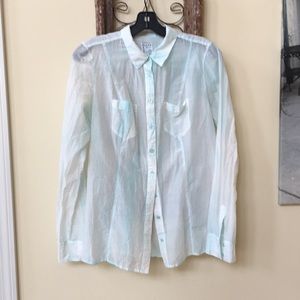 GUESS shirt - perfect with jeans!
